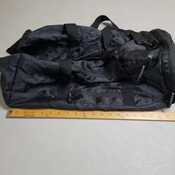 NRA Packable Lightweight Duffle Bag Shoulder Strap Black 20x10x10 Black - Picture 6 of 7